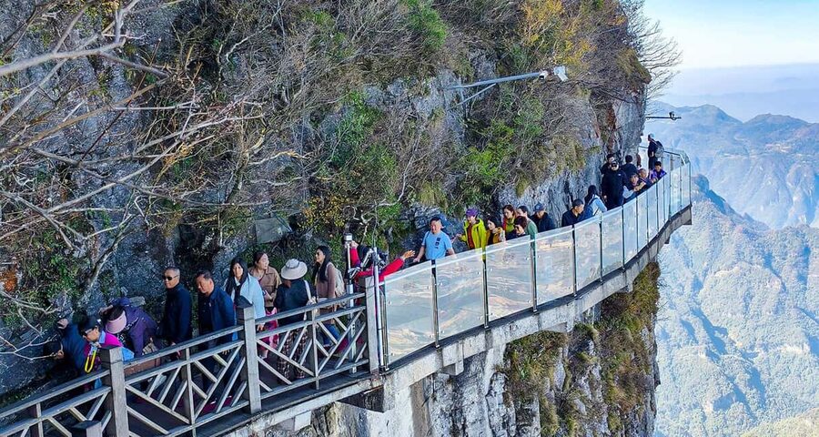 One Day Mini Group Tour to Glass Bridge and Tianmen Mountain - Tianmen Mountain adds cliffs, stairs, and Heaven’s Gate