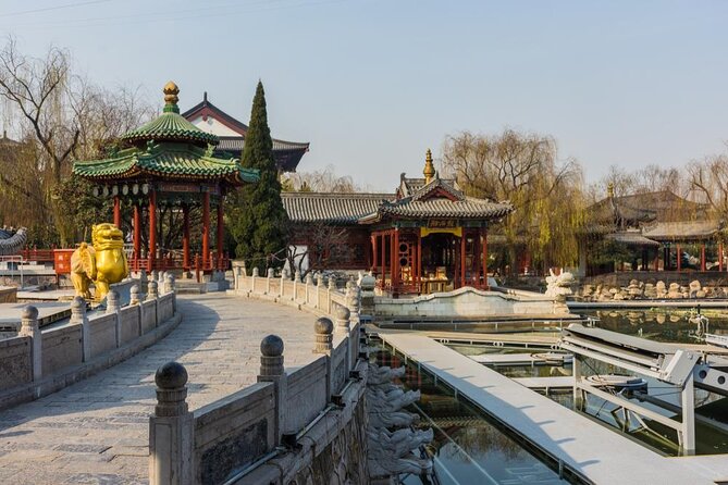 One Day Private Trip to Terracotta Army and Huaqing Palace - The 8:00 a.m. departure and private ride