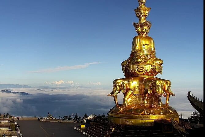 One Day Trip to Chengdu Panda Base and Leshan Buddha Tour - Who should choose this day trip?