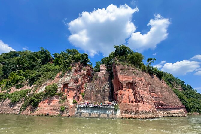 Panda and Leshan Buddha Private Tour - The 7:30 am start at the panda base