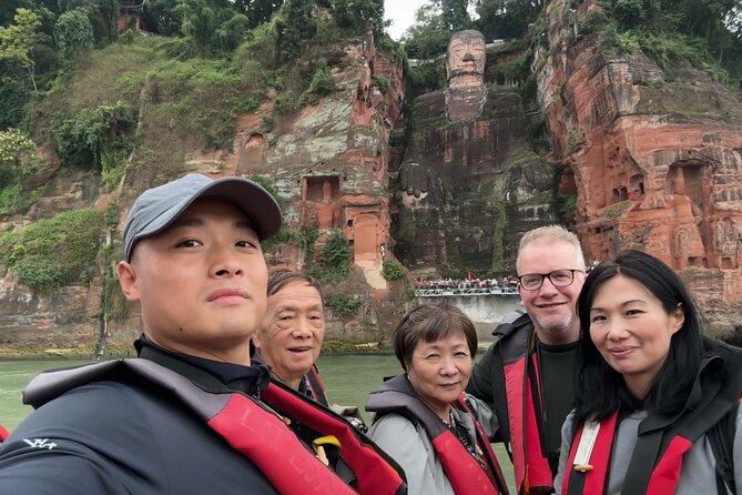 Panda and Leshan Buddha Private Tour - Who should book this private tour?