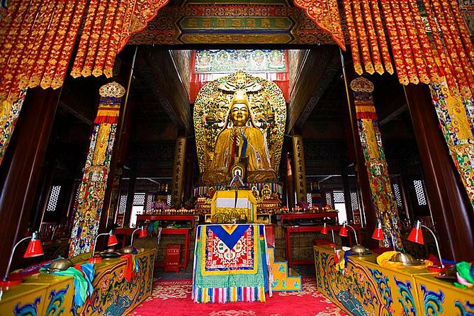 Panda House, Temple of Heaven, Lama Temple, Summer Palace & Lunch - Lama Temple: the most distinctive stop