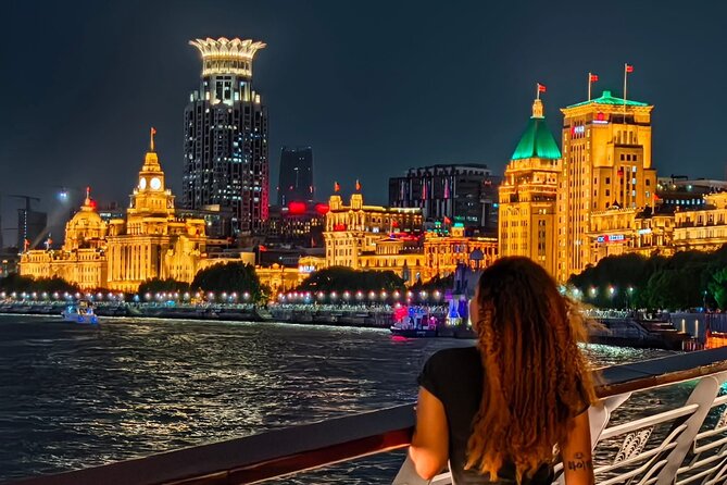 Photo Session on the Famous Shanghai Skyline - Why the North Bund is a smart place for skyline photos