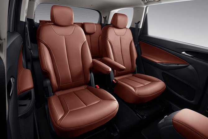 Private Arrival Transfer: Chengdu Airport (CTU or TFU) to Hotel - CTU or TFU: check your arrival airport carefully