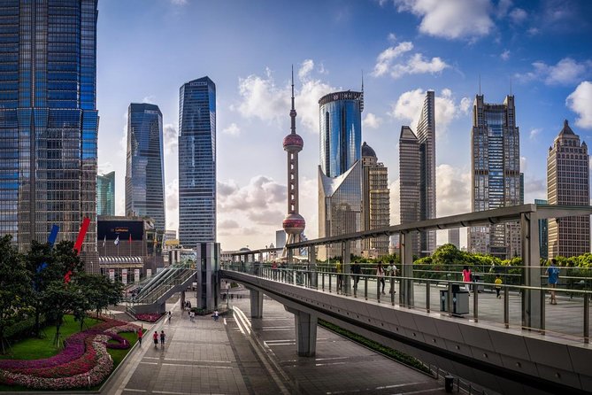 Private Arrival Transfer from Pudong Airport to Shanghai City Hotel - Why the communication matters more than the drive