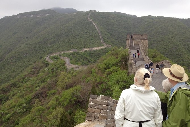 Private Beijing Layover Tour: Mutianyu Great Wall and Forbidden City with Cable Car and Meal - The smart way to use a Beijing layover