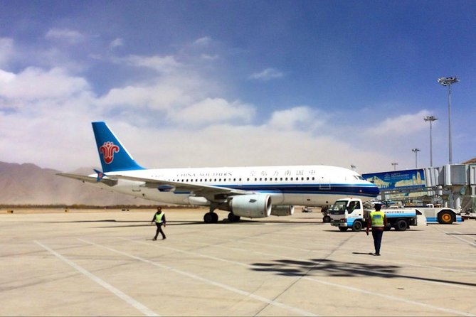 Private Beijing Round-Trip Airport Transfer to Hotel - Vehicle Sizes And Luggage Limits