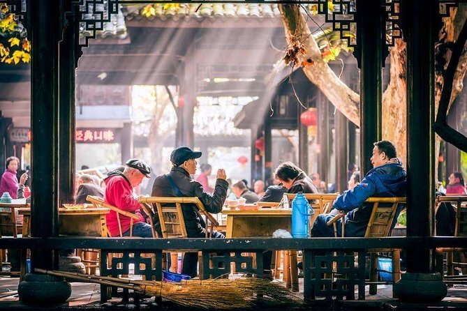 Private Chengdu Half Day Bike Tour - Chengdu by bicycle, from temples to tea tables
