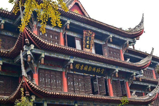 Private Chengdu Highlights Day Trip: Panda Base and City from Chongqing by Train - People’s Park and Match Corner