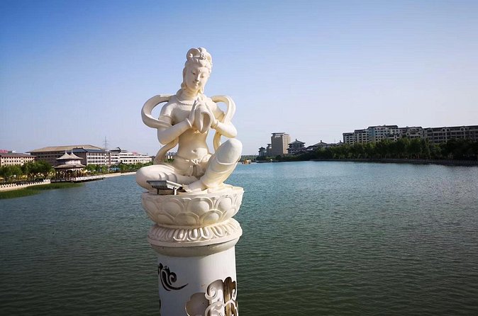 Private Customized the Silk Road Tour - White Horse Stupa for a shorter cultural stop