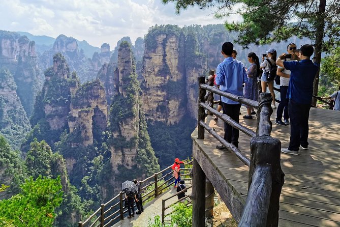 Private Day Tour: Discover Zhangjiajie National Forest Park-Avatar Mountain - Laowuchang gives the day a quieter turn