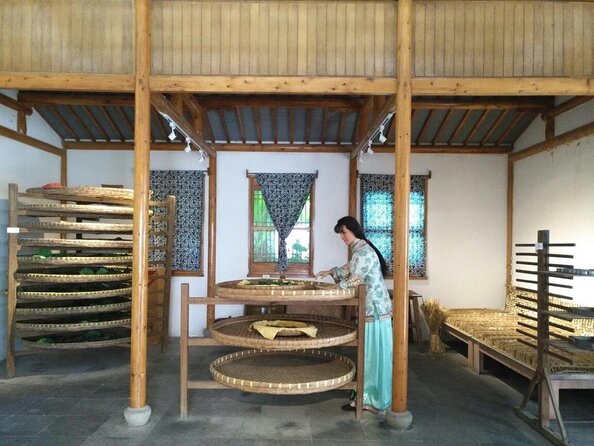Private Day Tour: Suzhou Incredible Highlights from Shanghai by Car or Train - Why Suzhou Makes a Good Day Trip From Shanghai