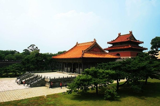 Private Day Tour to Shenyang Imperial Palace, Zhaoling Mausoleum and Fuling Tomb - Why Shenyang is the right place to study the early Qing