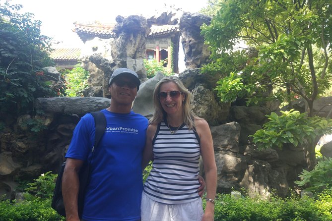 Private Day Tour to Tiananmen Square, Forbidden City and Hutong by Public Transportation - Jingshan Park and the view over Beijing