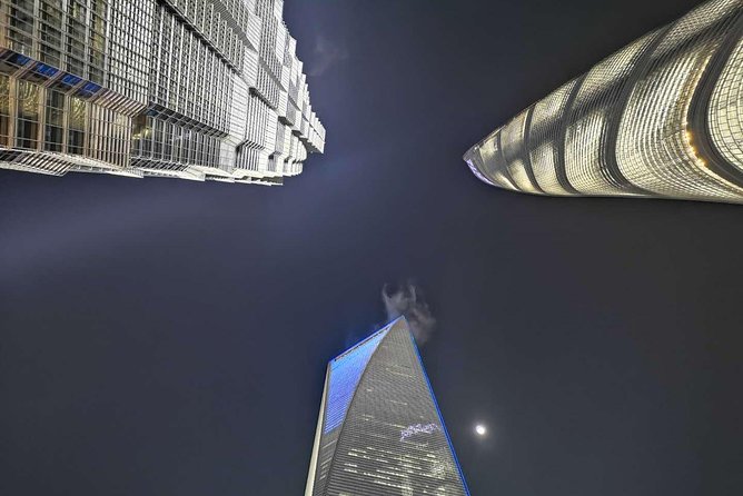 Private Evening Tour: VIP Huangpu River Cruise and Shanghai Lights - The VIP Huangpu River cruise