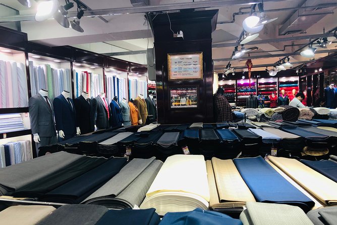 Private Full Day Beijing Shopping Tour - Silk Street for clothing and fast bargaining