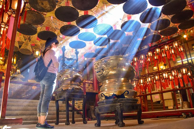 Private Hong Kong Tour with a Local, Highlights & Hidden Gems 100% Personalised - Starting at the Statue of Sir Thomas Jackson
