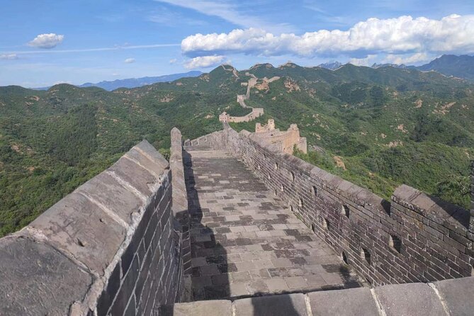 Private Jinshanling Great Wall Hiking Tour - Guide with you, or time alone on the wall