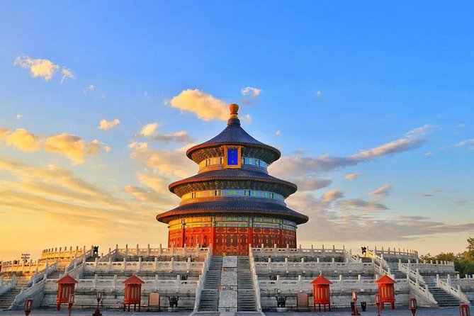Private Layover Transfer: Mutianyu Great Wall&City Attractions - Choosing between a driver and an English-speaking guide