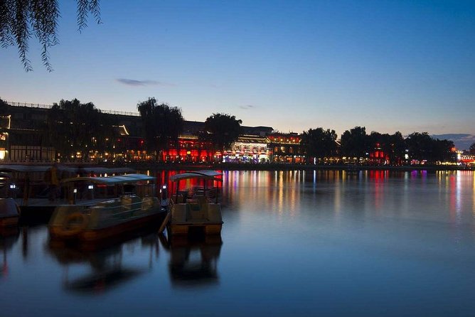 Private Night Sightseeing Tour of Beijing - Houhai and Shichahai: old Beijing with a late-night pulse