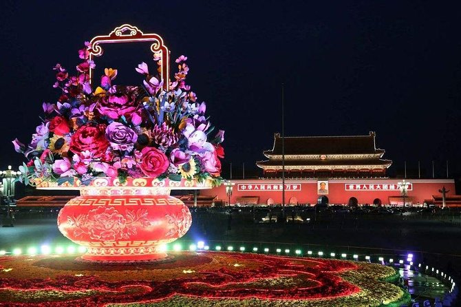 Private Night Sightseeing Tour of Beijing - Qianmen and Tiananmen Square: a strong opening