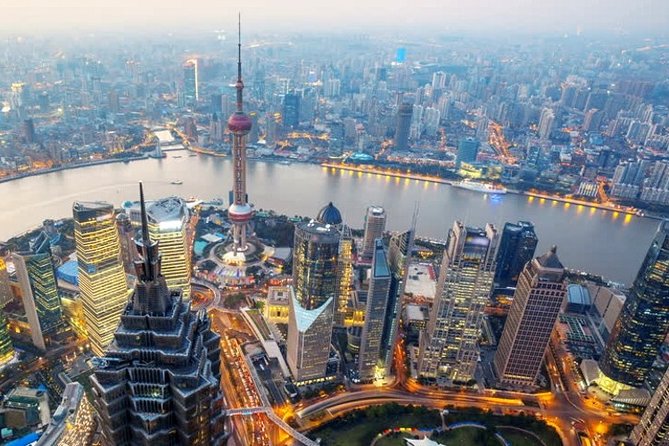 Private Night Tour-VIP River Cruise and Shanghai Tower Option - Guide quality and the private-tour advantage