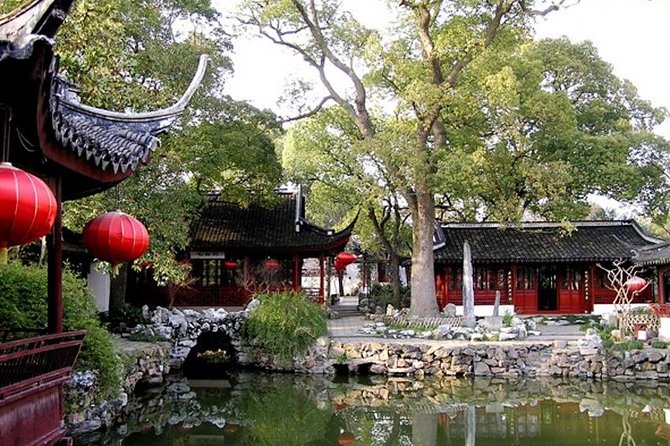 Private Shanghai Airport Layover Tour with Flexible Highlights - Nanjing Road and flexible alternatives