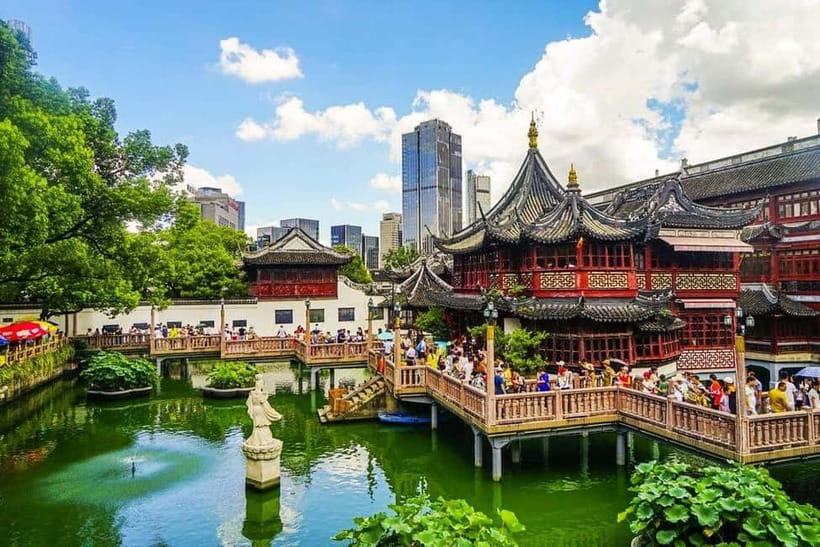 Private Shanghai Full Day City Tour with Old &New Highlights - Jade Buddha Temple: a quieter afternoon stop