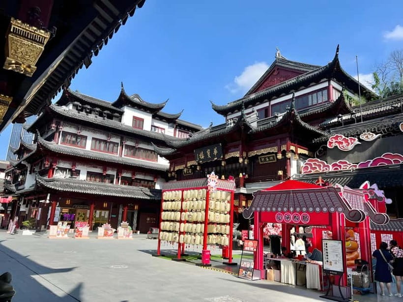 Private Shanghai Full Day City Tour with Old &New Highlights - What the private format adds to the day