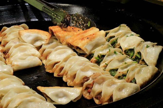 Private Street Food Walking Tour with Shanghai Tower Option - Timing, pickup, and practical planning