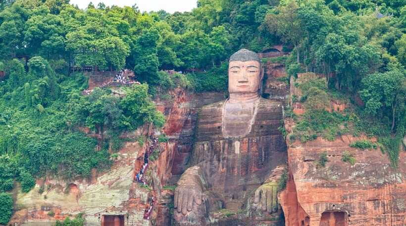 Private Tour: Discovering Pandas & the Majestic Giant Buddha - Is $270 per person a fair price?