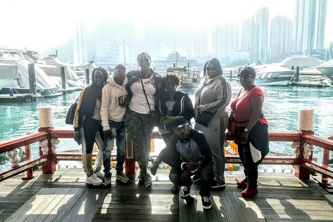 Private Tour: Half-Day Highlights Tour of Hong Kong Island - Stanley Market adds a practical local stop