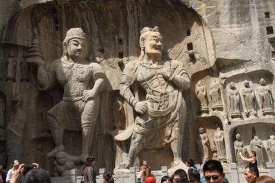 Private Tour: Longmen Grottoes, Shaolin Temple & Kungfu Show