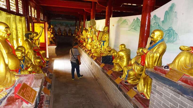 Private Tour: Longmen Grottoes, Shaolin Temple & Kungfu Show - The drawbacks you should plan around
