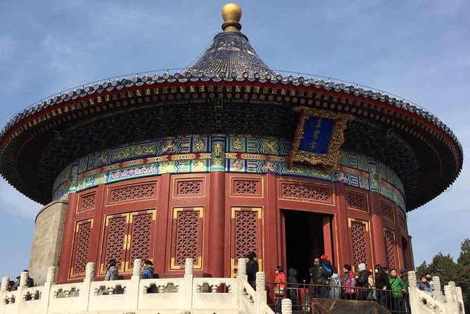 Private Tour: Temple of Heaven with Roast Duck and Acrobatic show - Is $220 per person a fair price?