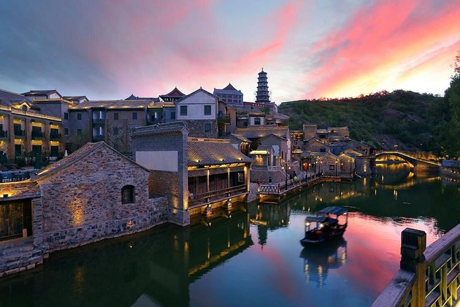 Private Tour to Gubei Water Town and Simatai Great Wall with Cable Car and Lunch - Riding the cable car to Simatai