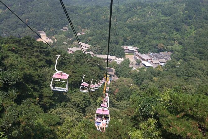 Private Tour to Mutianyu Great Wall Lift Way Up & Toboggan Down - The guides make the biggest difference