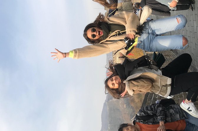 Private Tour Vehicle with Driver Service: Beijing Great Wall and Summer Palace - What the praised staff names mean for your booking