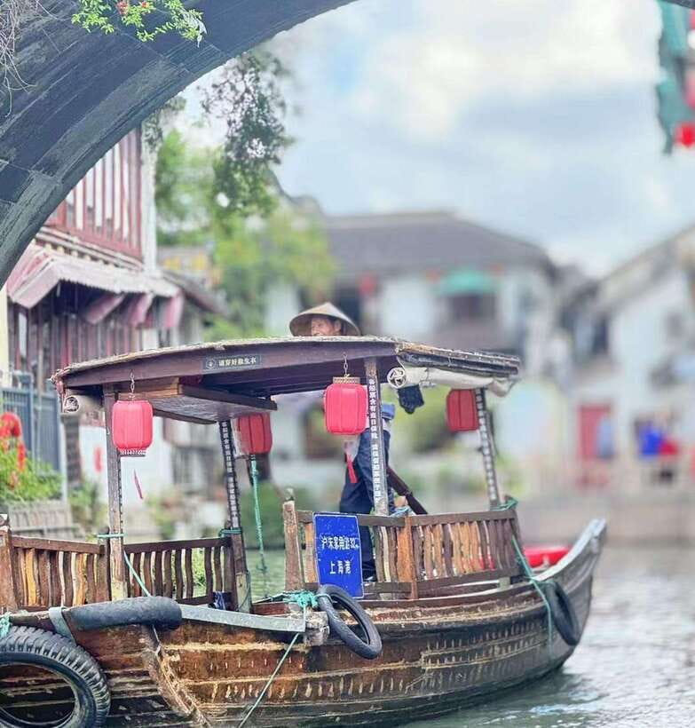Private Tour:Zhujiajiao Water Town by German-Speaking Guide - What the German-speaking guide adds