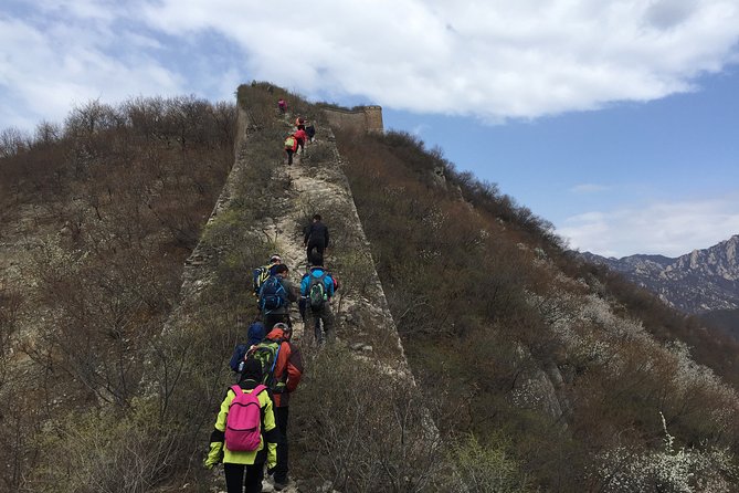 Private Transfer Service: Jiankou Great Wall to Mutianyu Great Wall Hiking Tour - Fitness, clothing, weather, and practical comfort