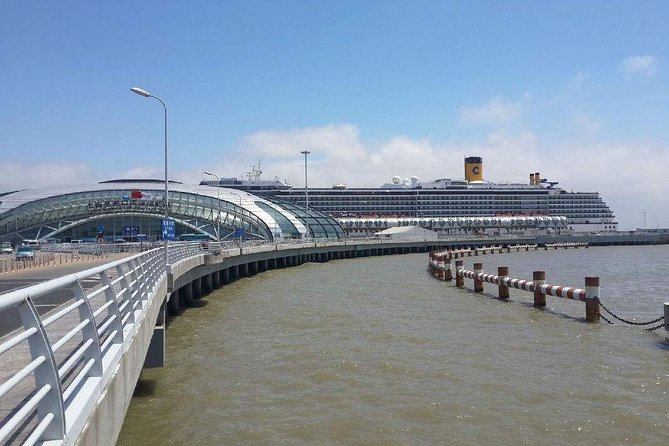 Private Transfer to Pudong or Hongqiao Airport from Shanghai Cruise Port - Why the Airport Choice Matters