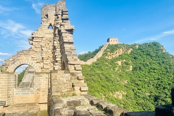 Private Trekking Day Tour to Jinshanling Great Wall - The cable car question
