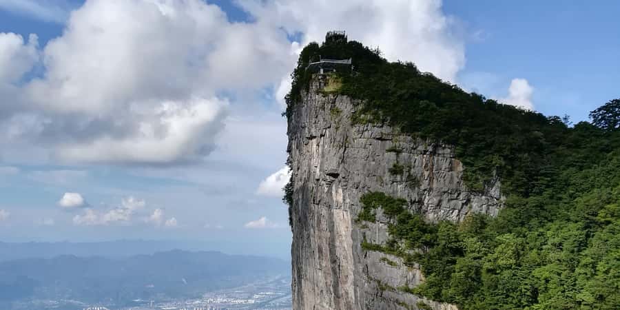 Private VIP Zhangjiajie Tianmen Mountain Day Tour - The cable car ride up from Zhangjiajie