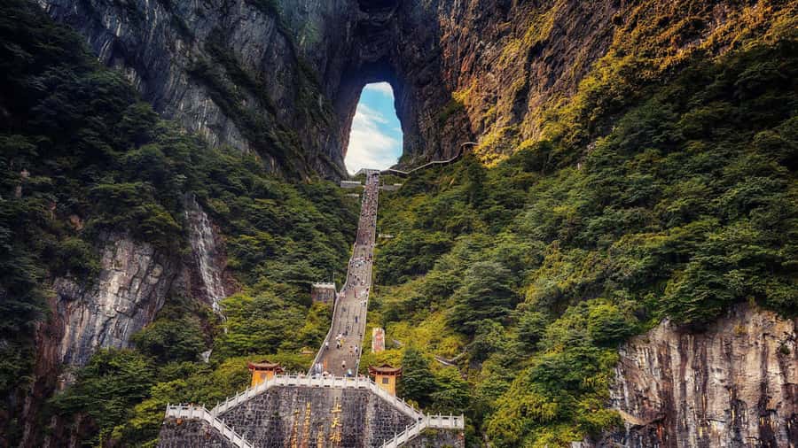 Private VIP Zhangjiajie Tianmen Mountain Day Tour - The Heavenly Ladder and Tianmen Cave