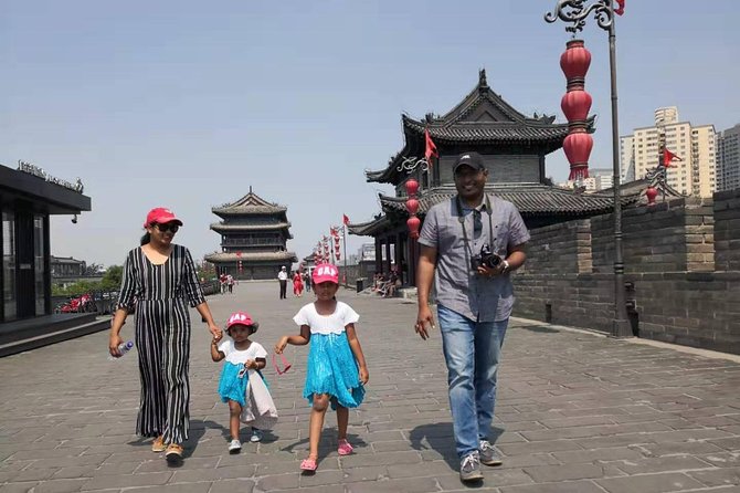 Private Xi'an Day Tour: Terracotta Army&Optional City Attractions - Muslim Street is the best food-focused choice