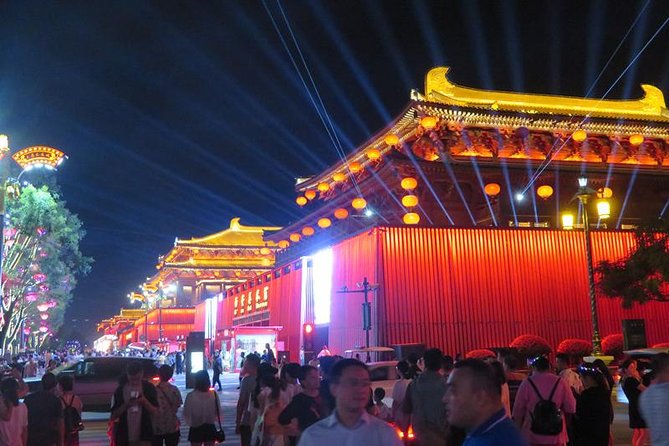 Private Xi’an Night & Food Tour by Tuk Tuk and Public Transportation - What the $80 price covers
