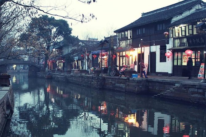 Private Zhujiajiao Water Town Boating Tour with Fruit Picking - Why pair fruit picking with Zhujiajiao?