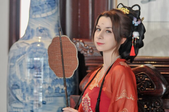Private Zhujiajiao Watertown Photoshoot Tour - The one-hour ride from Shanghai
