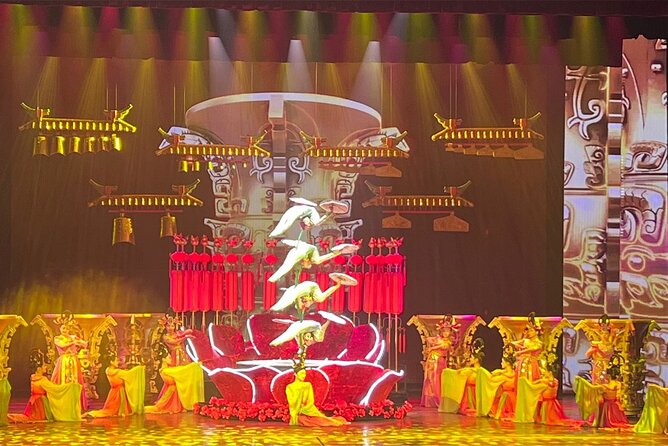 Red Theater Beijing Acrobatic Show Tickets Booking - Who will enjoy this performance most