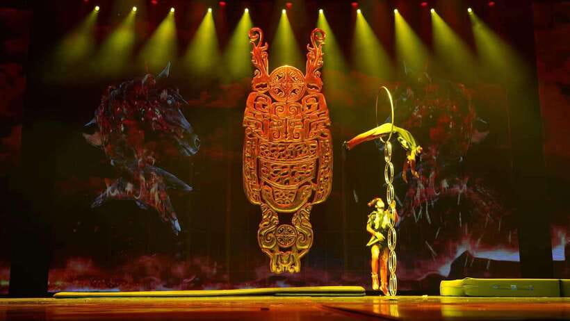 Red Theatre Beijing Acrobatic Show Tickets - Important drawbacks to consider